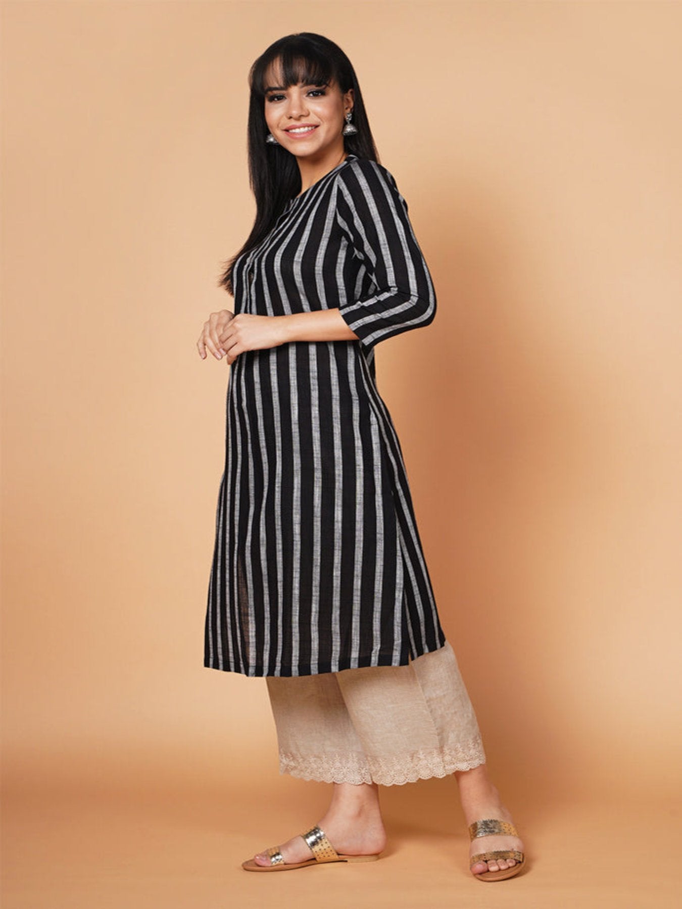 Simply Striped Straight Kurta