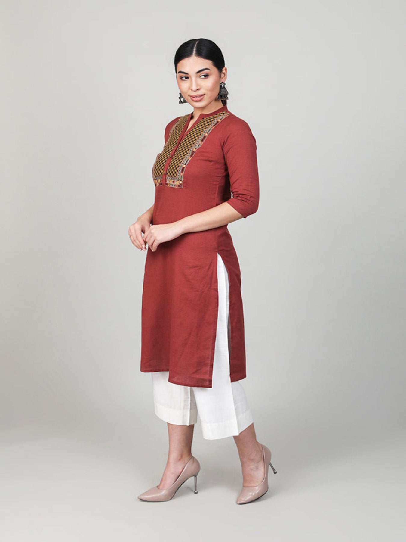 Minimal Embroidered Kurta