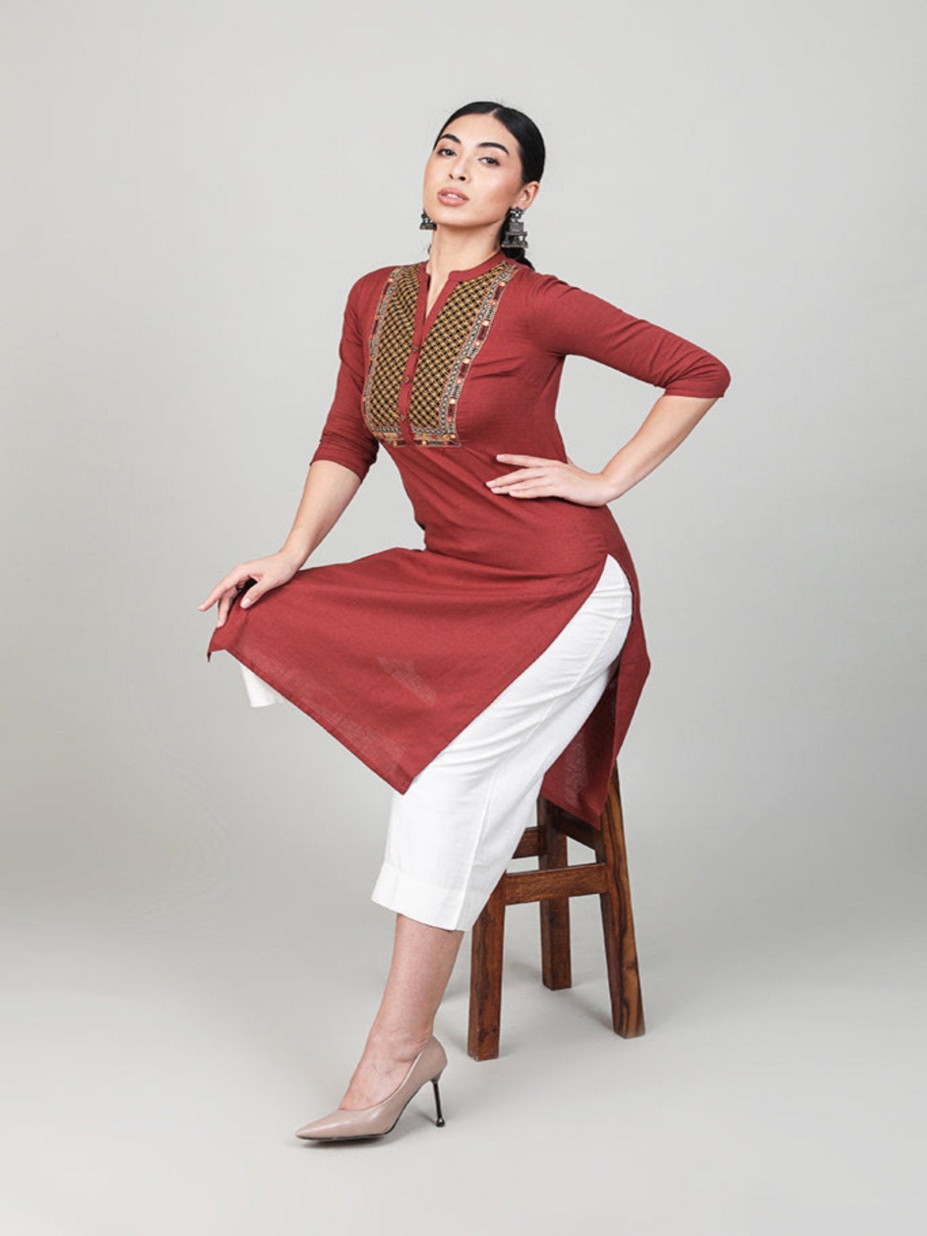 Minimal Embroidered Kurta