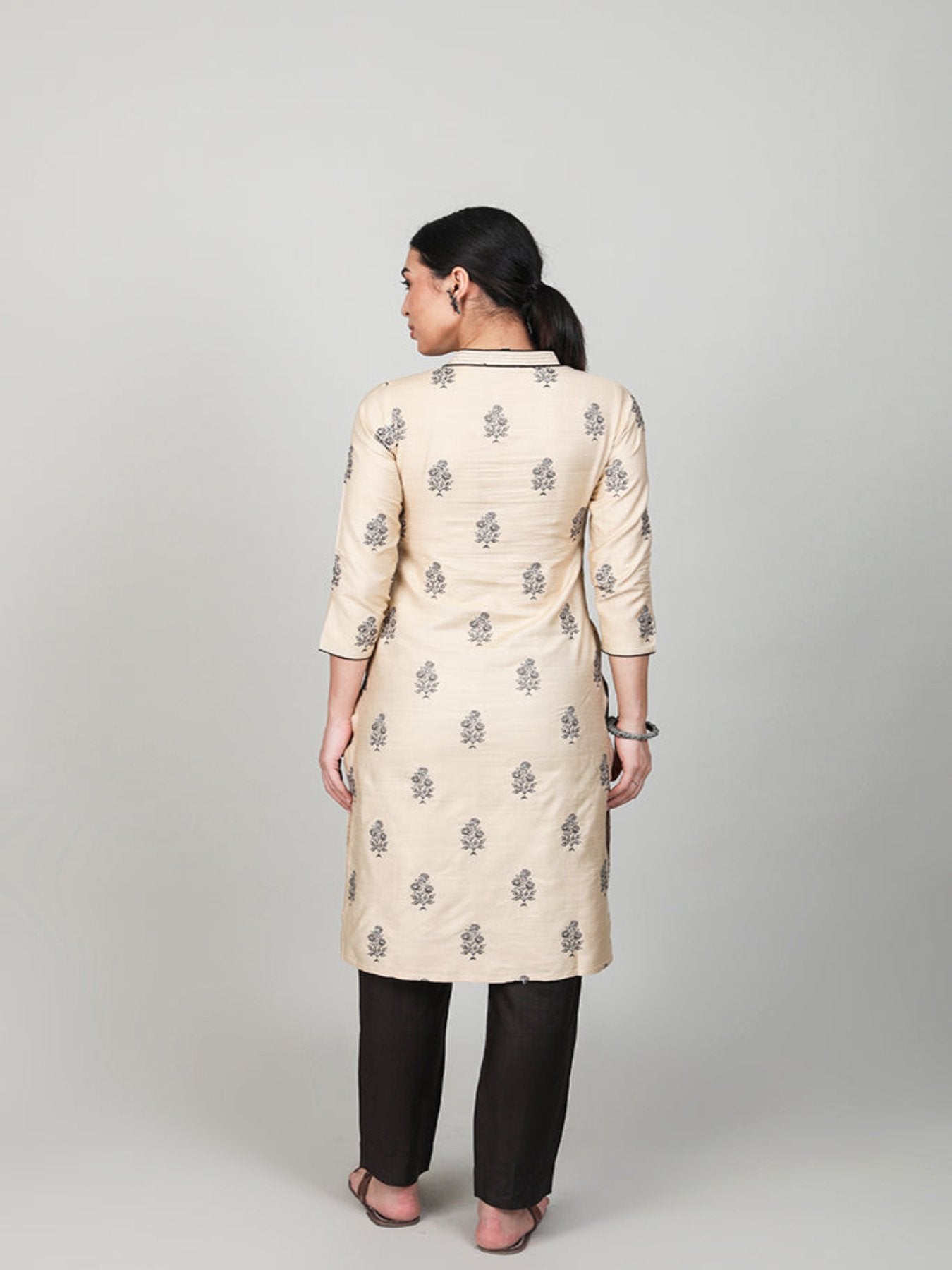 Floral Butta Embroidered Kurta