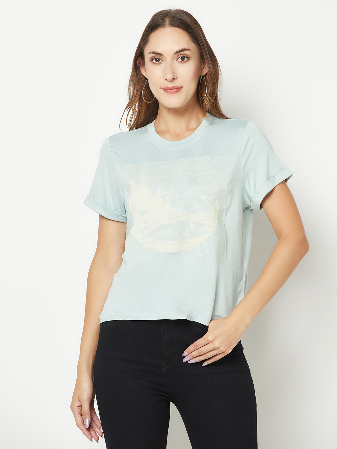 Embroidered blue t-shirt