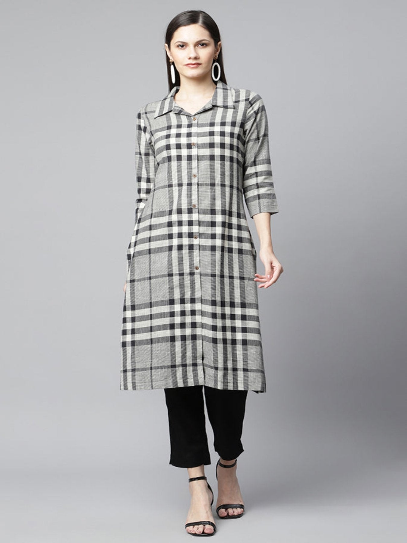 Grey And Black Check Printed Straight Kurtas