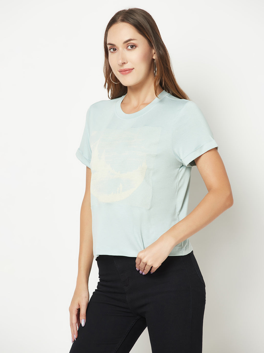 Embroidered blue t-shirt