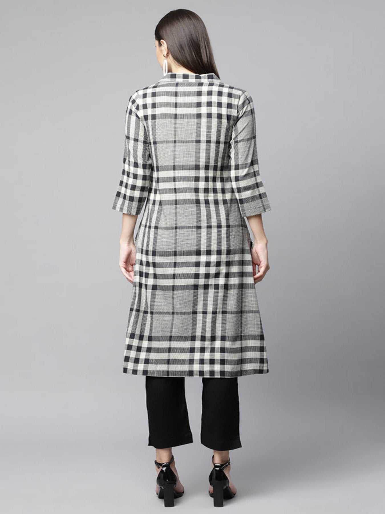 Grey And Black Check Printed Straight Kurtas