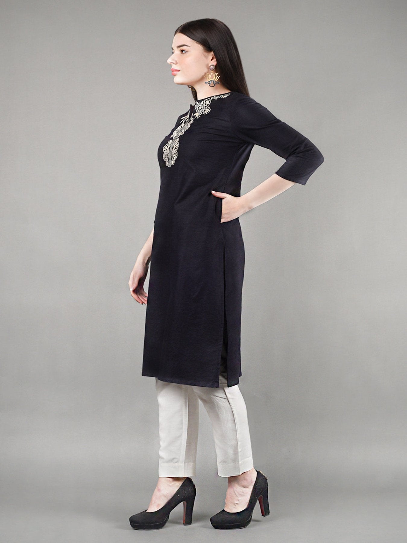 Cut Crew Neck Kurta