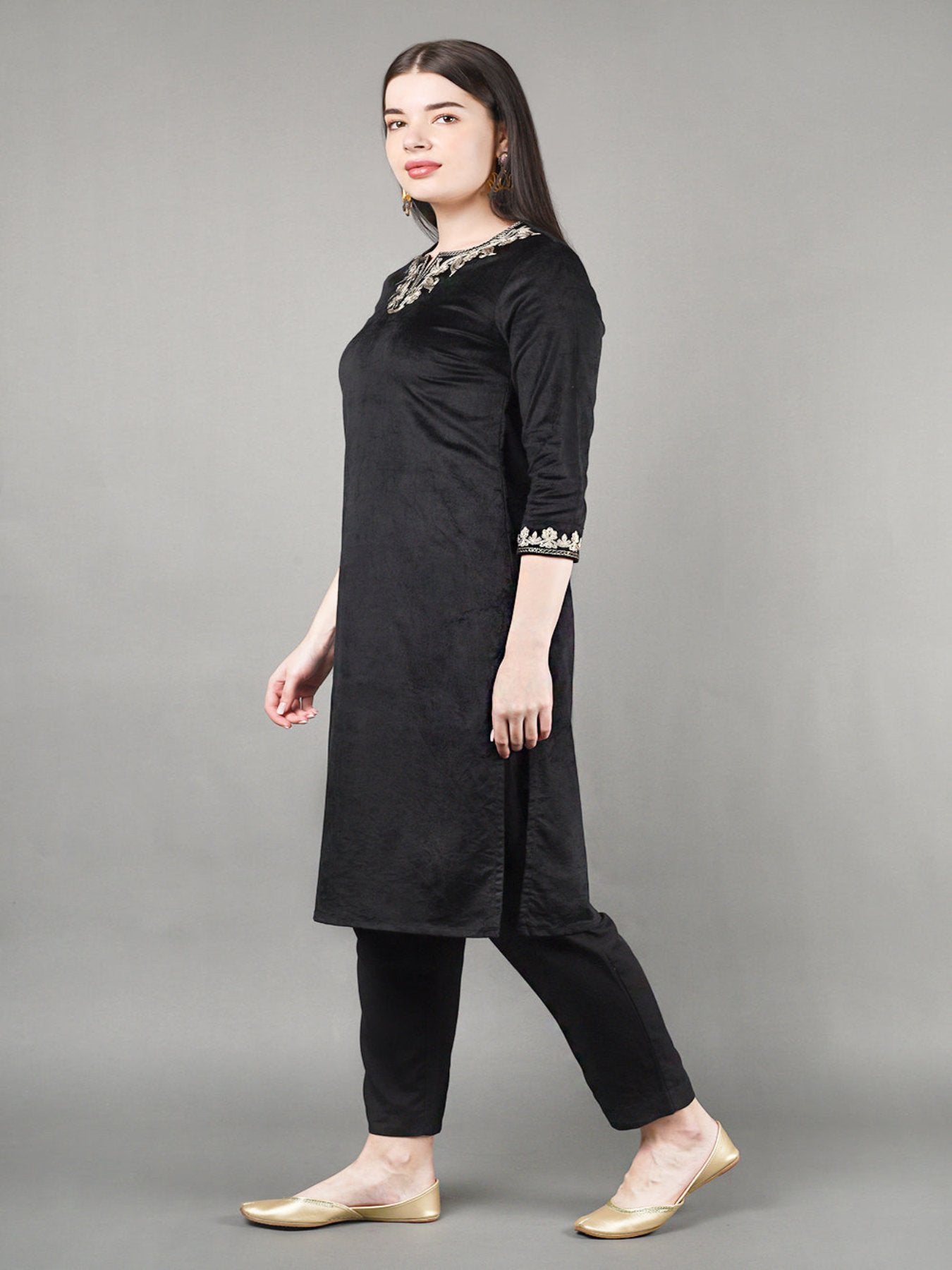 Style-Night Shimmer Velvet Kurta