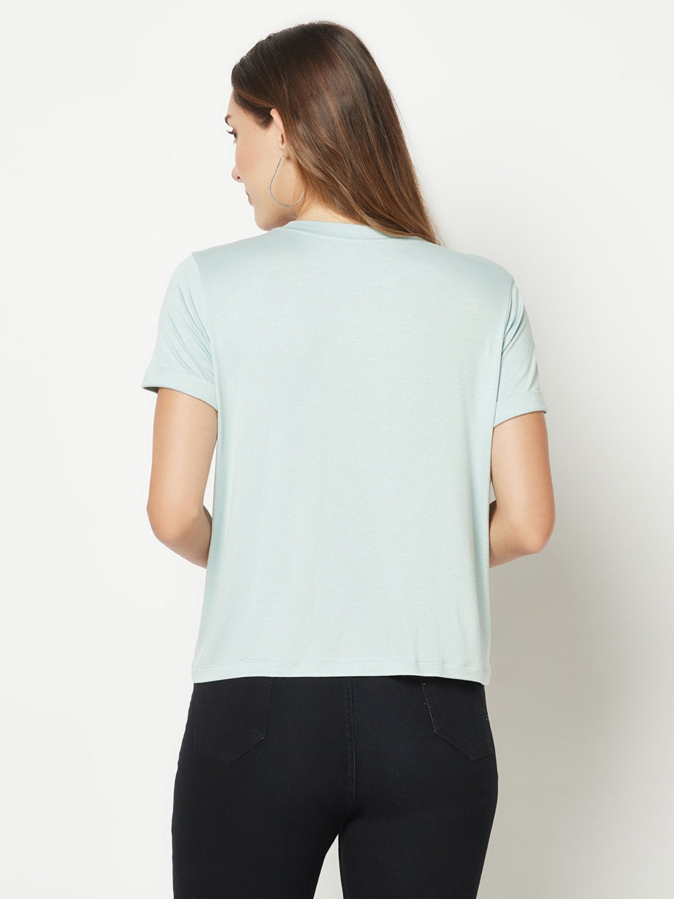 Embroidered blue t-shirt