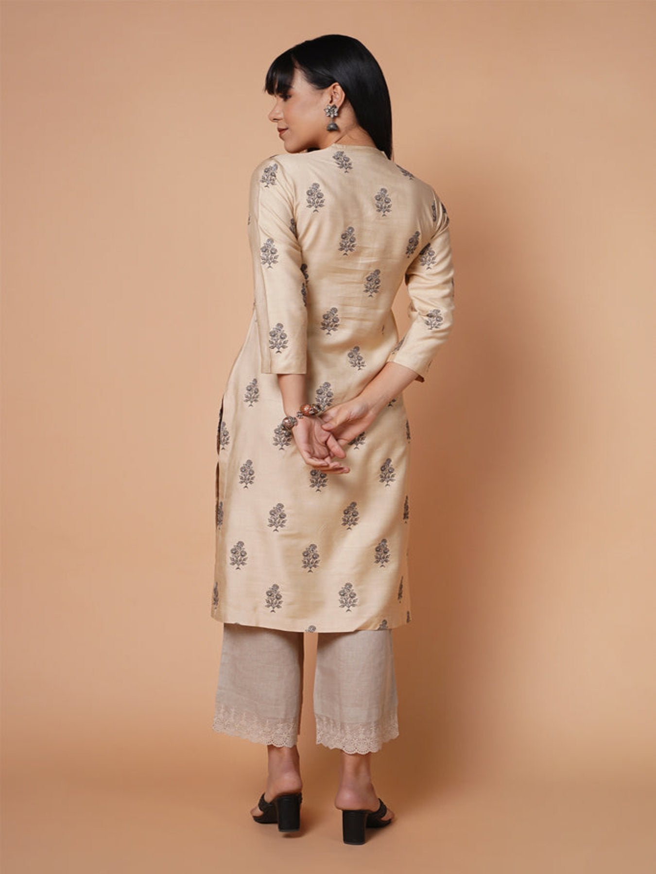 Beige Floral Pst Kurta