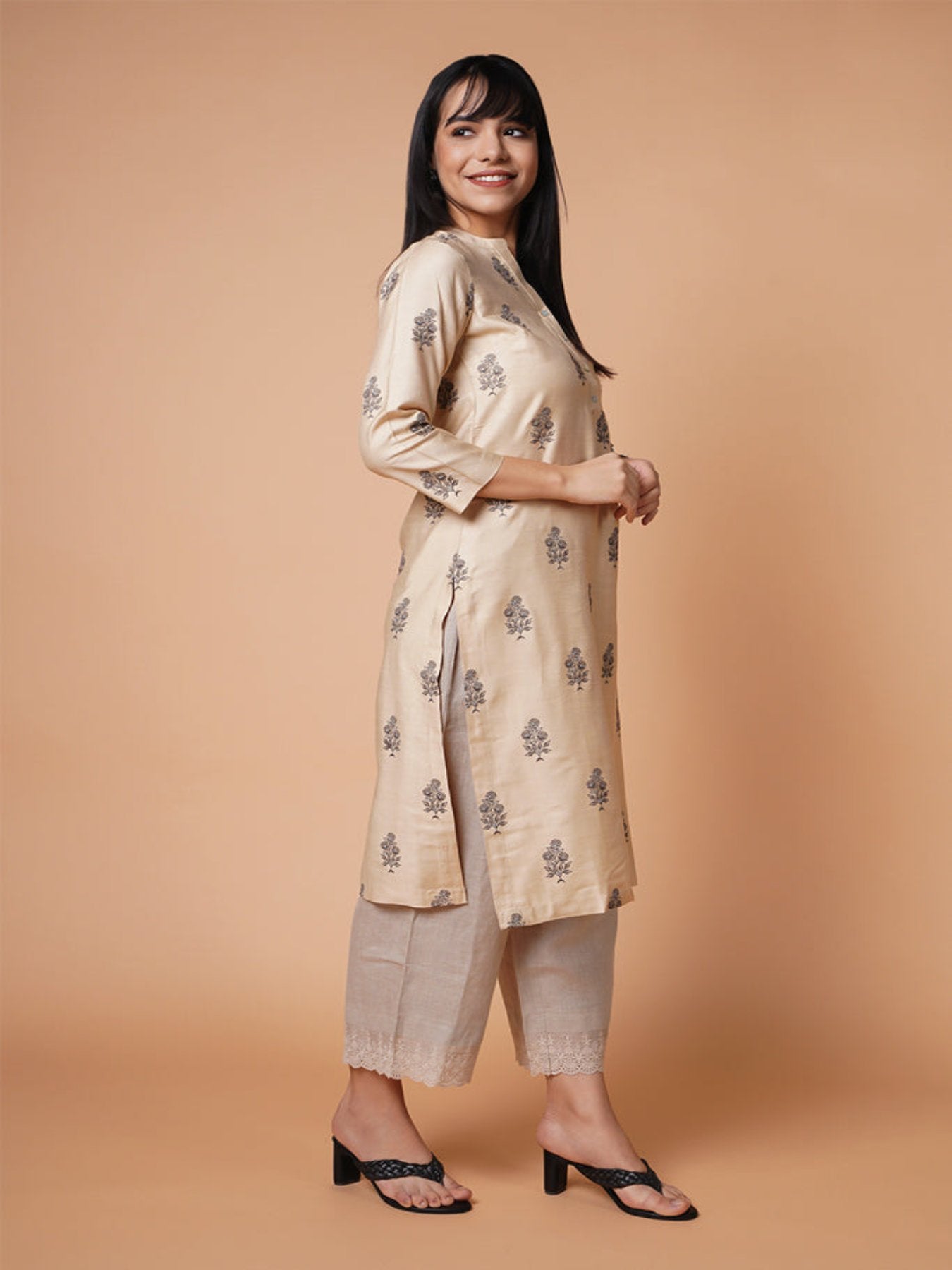 Beige Floral Pst Kurta