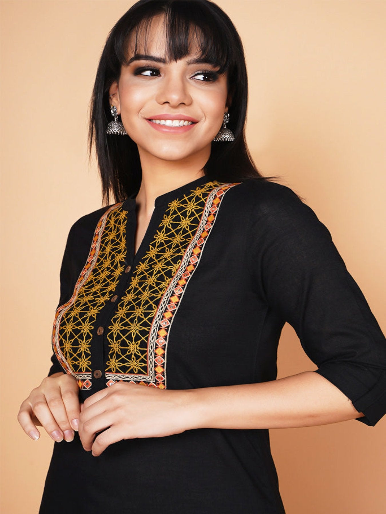 Black Yoke Embroidered Kurta