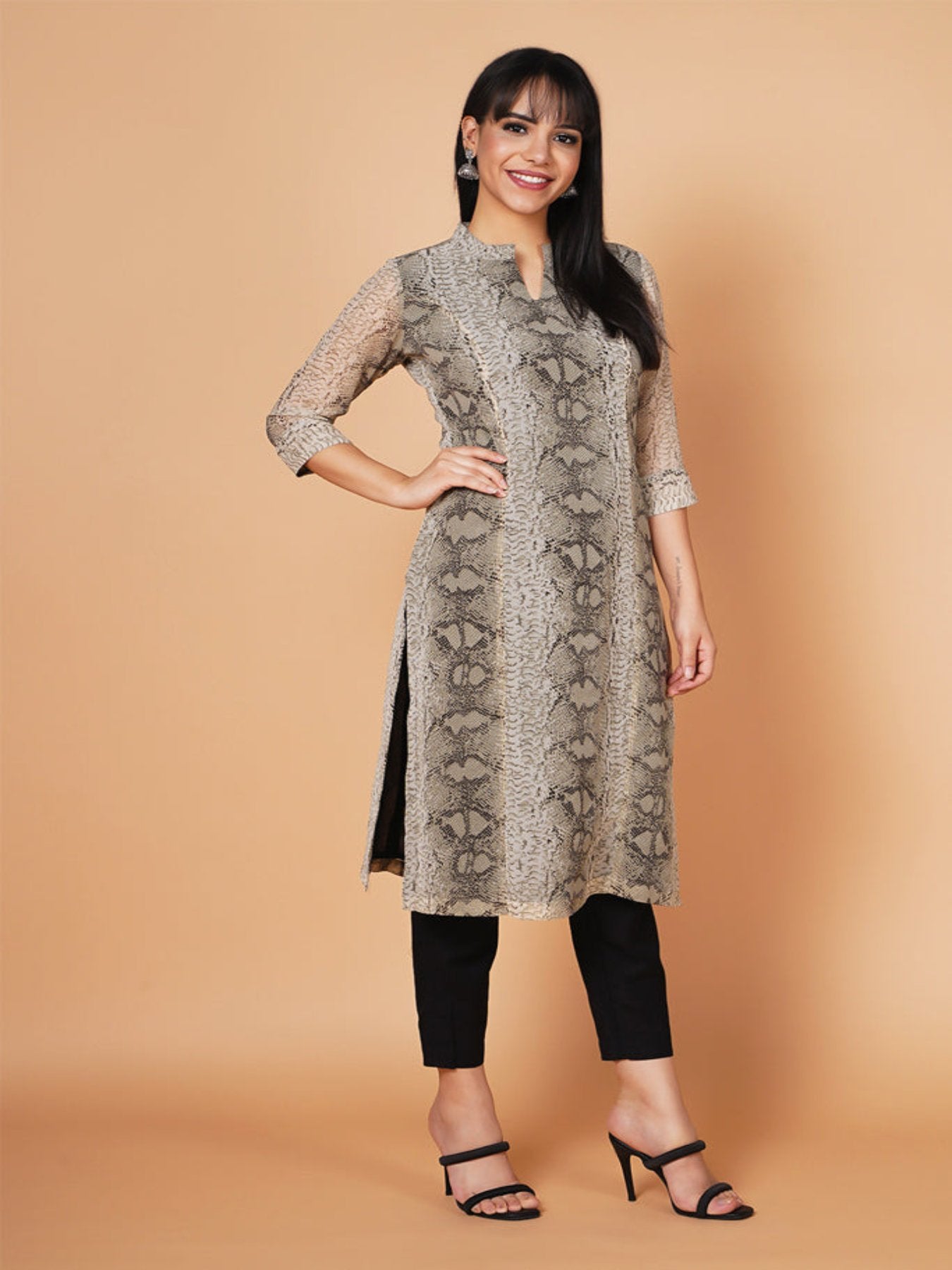 Grey animal-printed straight-fit kurta