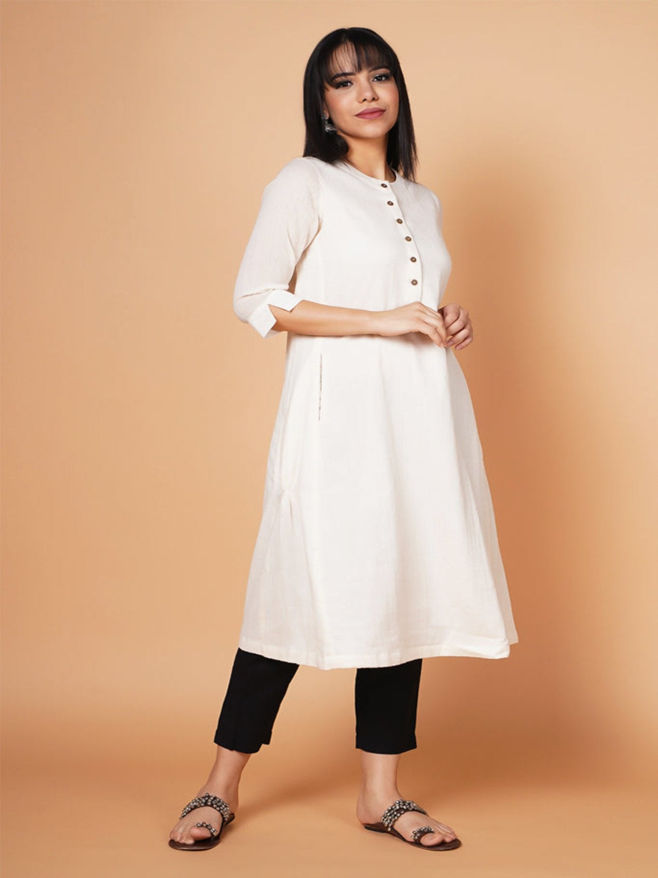 Barara Ivory Solid Aline Kurta