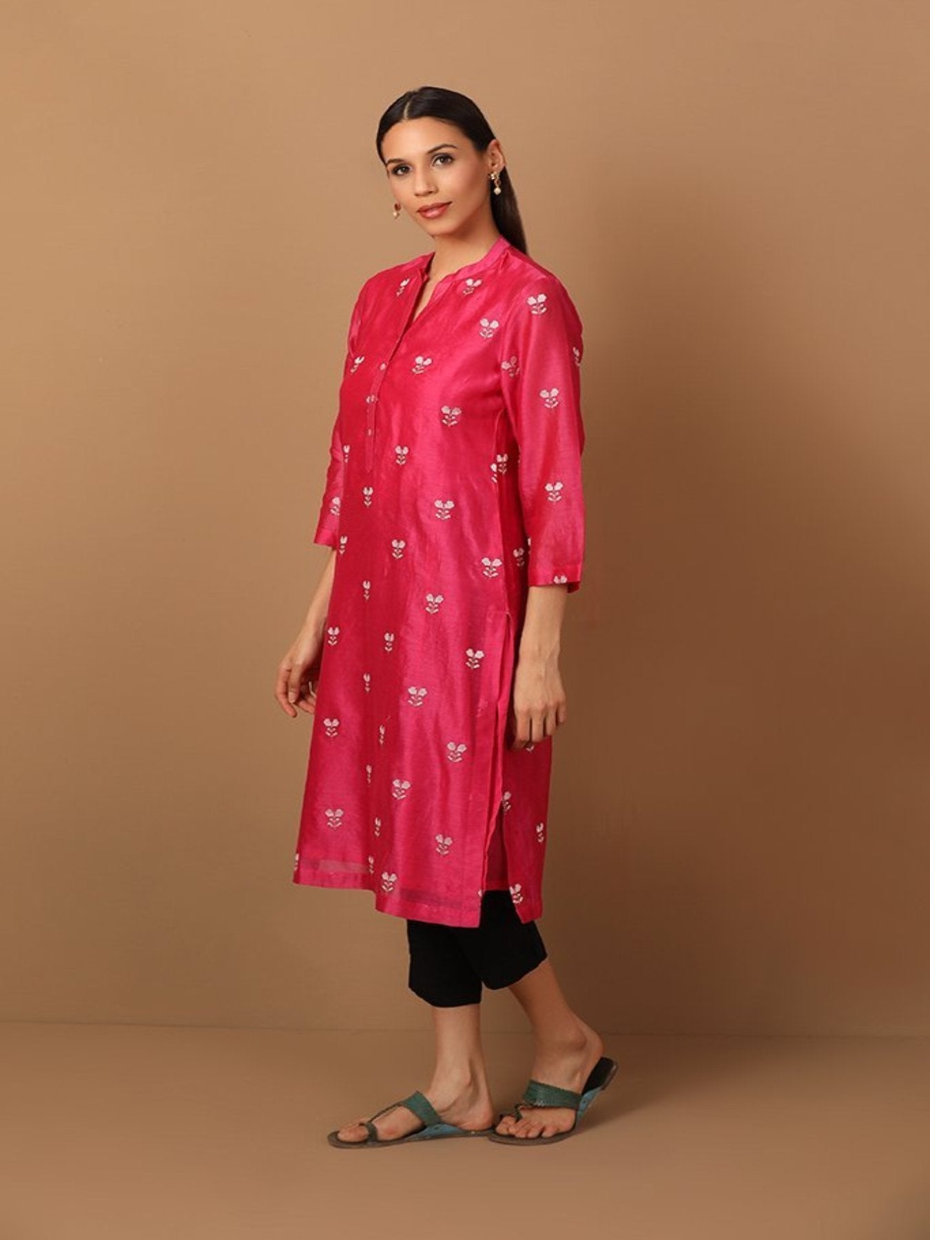 Fuchsia Pink Kurta With Mandarin Neckline - Barara Official