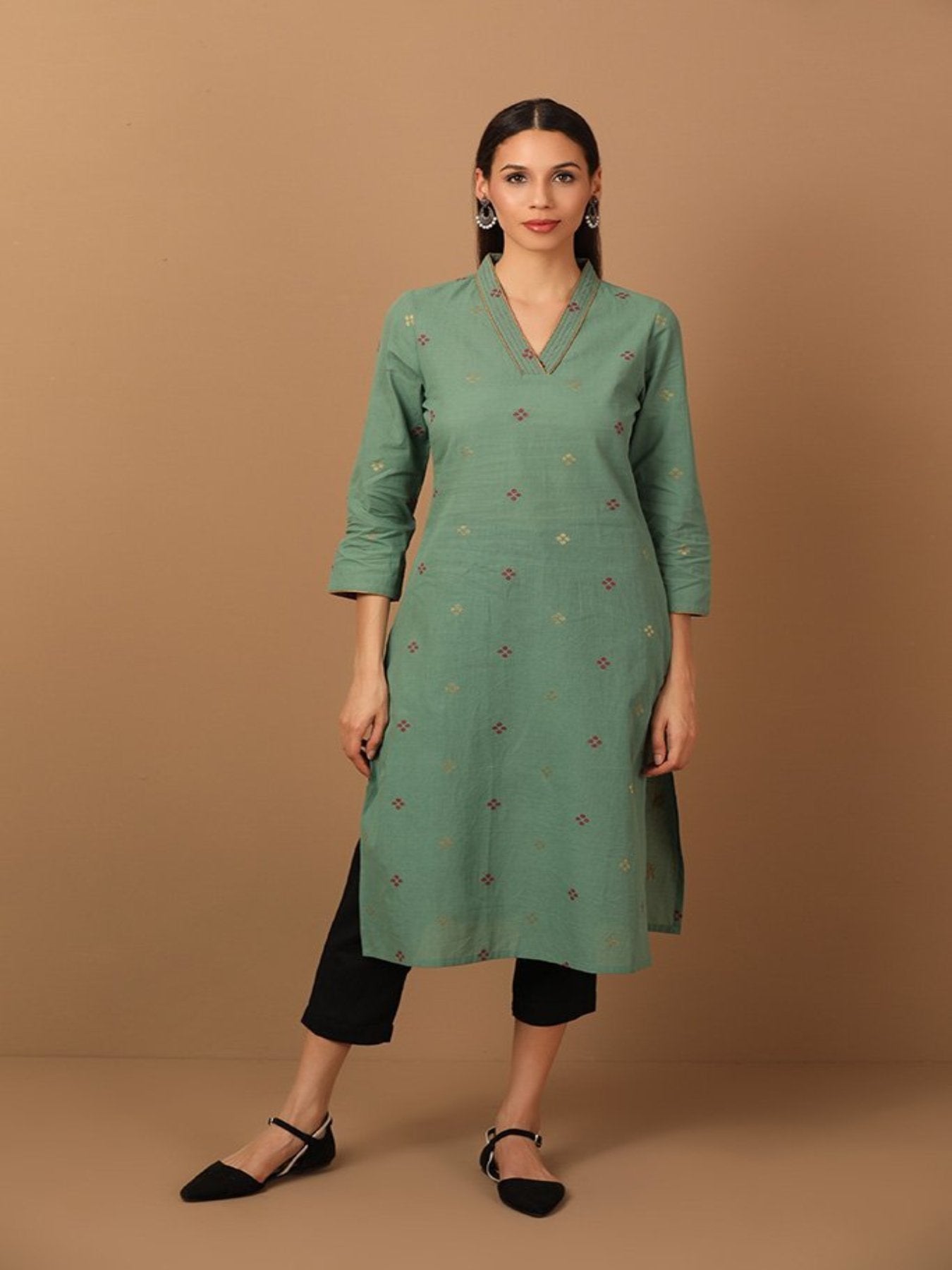 Sage Green Kurta With Folded Neckline - Barara Official